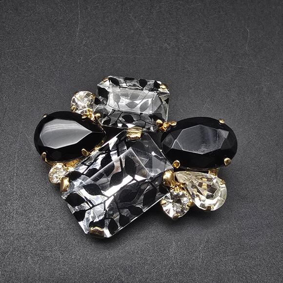 Black Clear Rhinestone Brooch Floral Ivy Leaves Gold Tone Vintage Jewelry - Picture 5 of 5